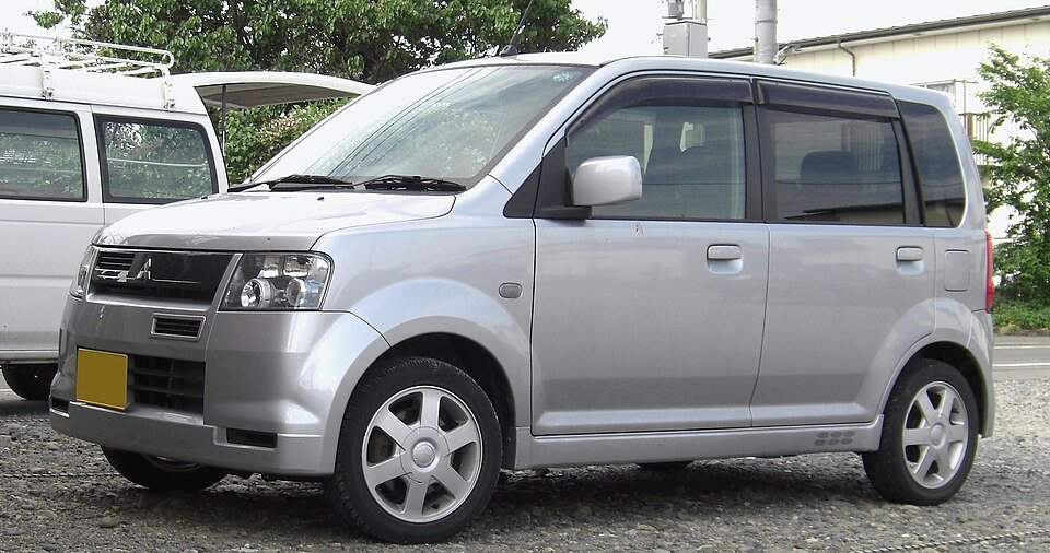 eKスポーツ H81W