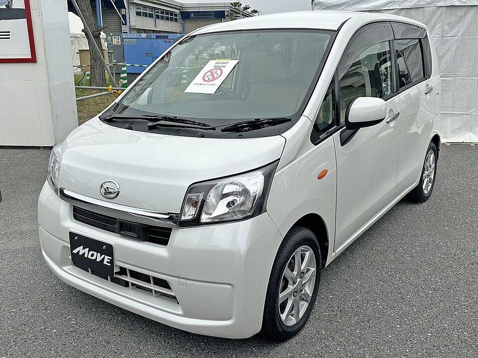 ムーヴ LA100