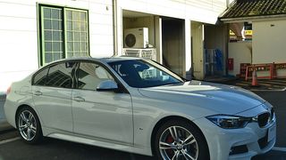 320i 3B20