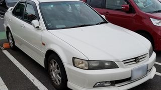 アコード CF4