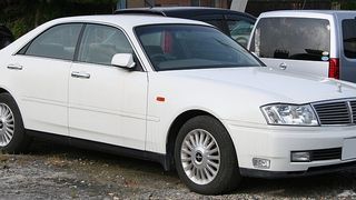 セドリック Y34