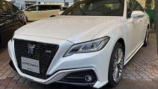 クラウン AZSH20