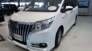 エスクァイア ZWR80G