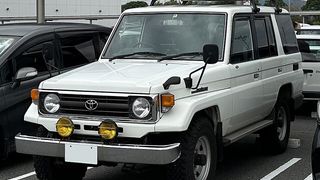 ランドクルーザー HZJ77V