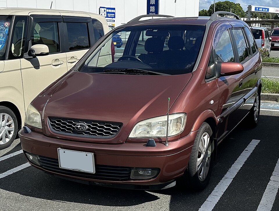 トラヴィック XM220