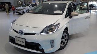 プリウス ZVW30